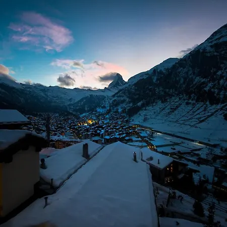 Haus Leytron Lägenhet Zermatt